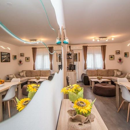 Sunny Point Apartment Rovinj Ngoại thất bức ảnh