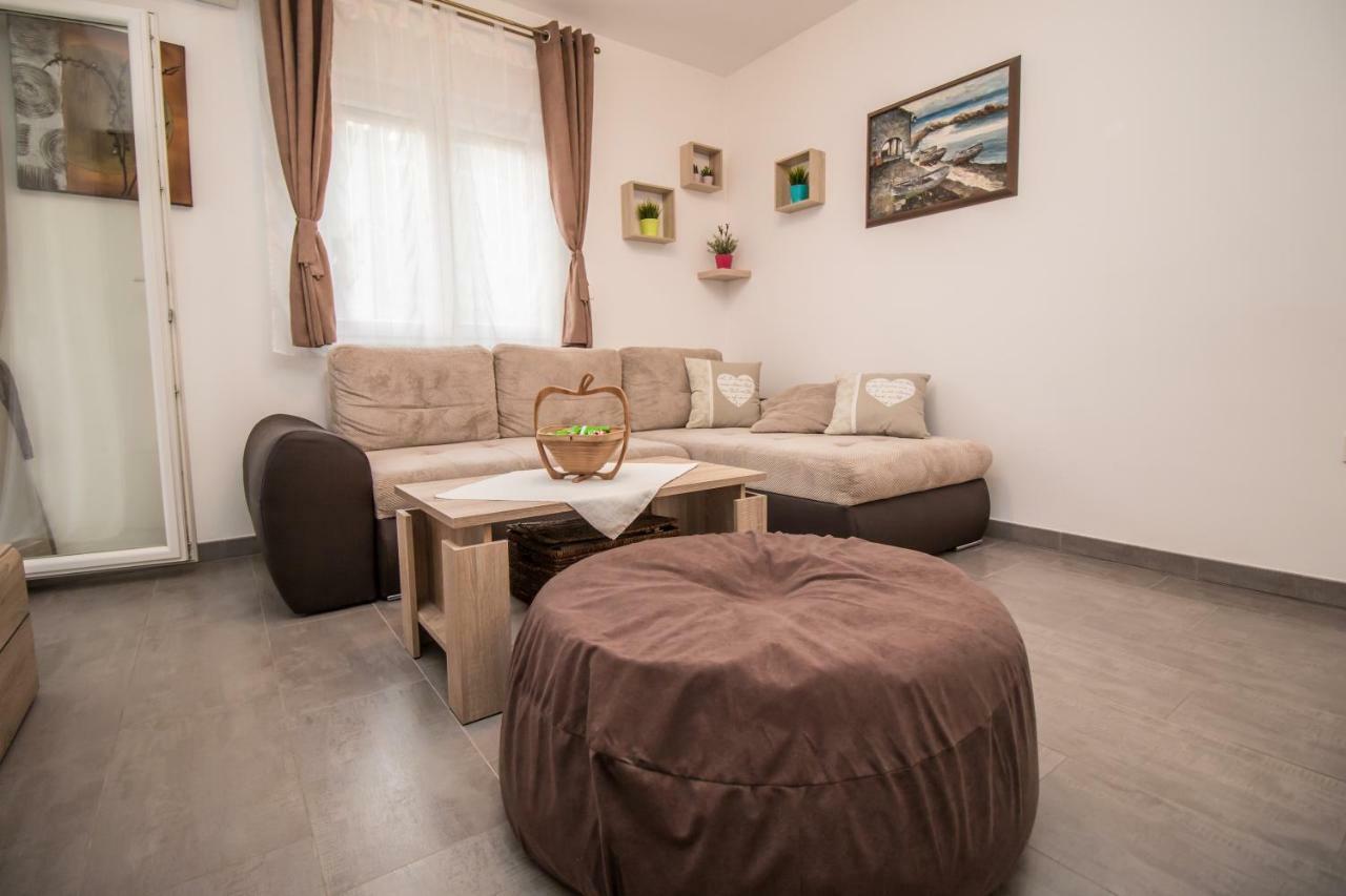 Sunny Point Apartment Rovinj Ngoại thất bức ảnh